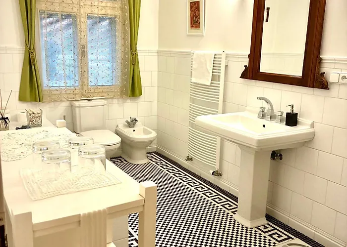 Riviera Apartman *
